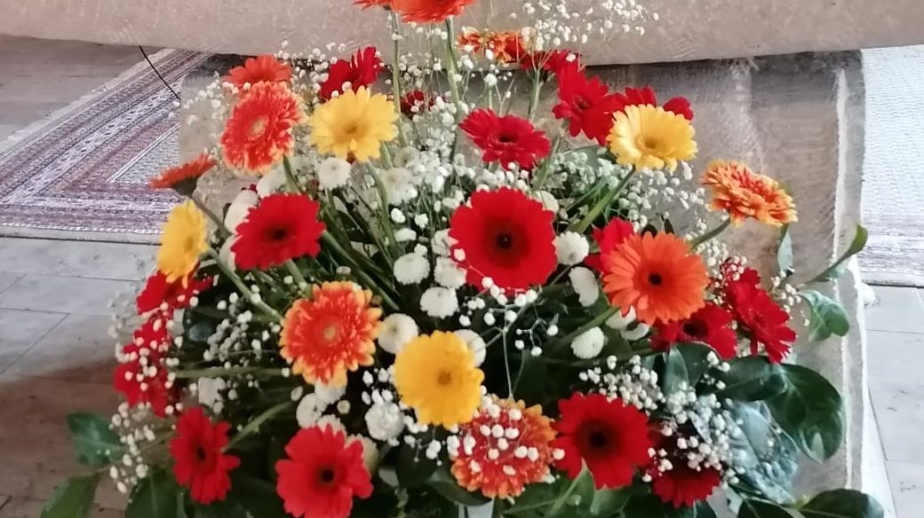 Kirchenschmuck - St. Maria Kirche Niederdorfelden