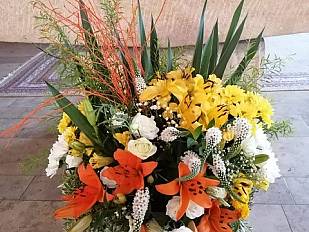 Kirchenschmuck - St. Maria Kirche Niederdorfelden